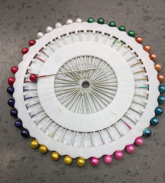 Hijab Pins Wheel